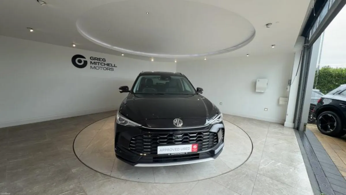 MG ZS 1.5 Hybrid+ Trophy 5dr Auto - Image 2
