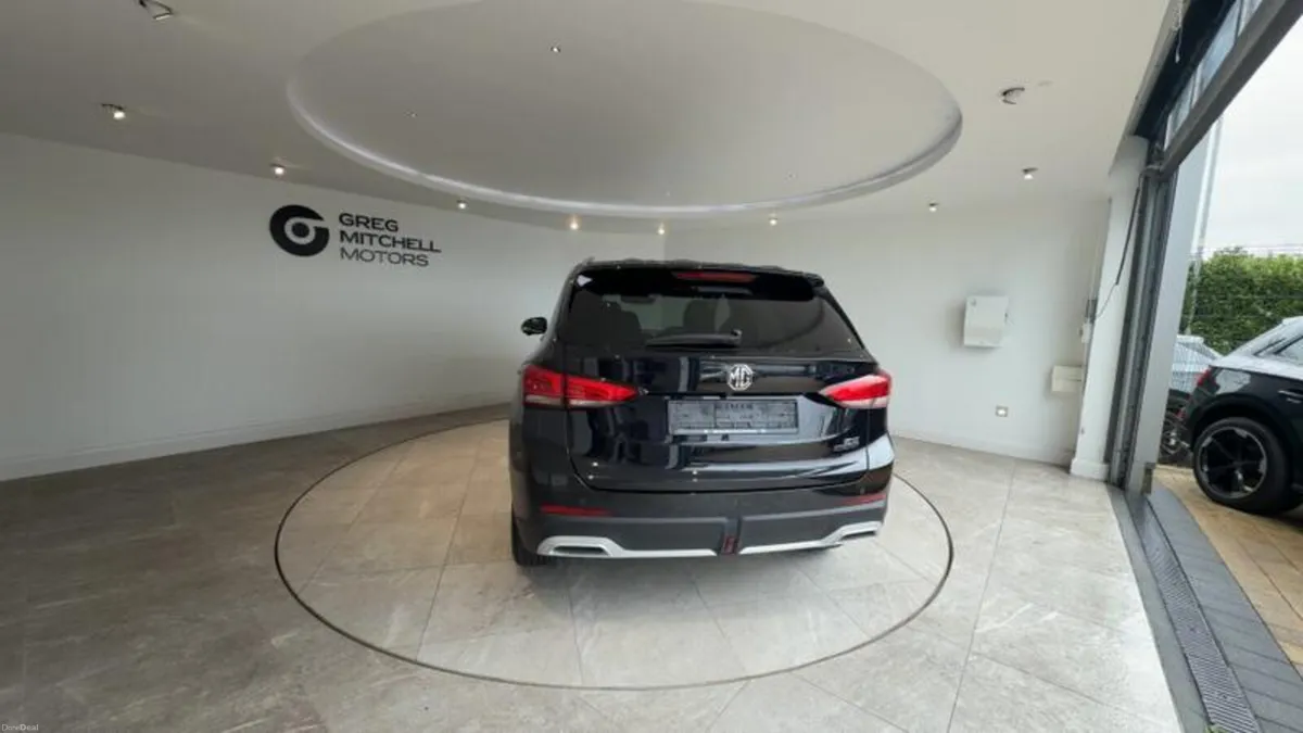 MG ZS 1.5 Hybrid+ Trophy 5dr Auto - Image 6
