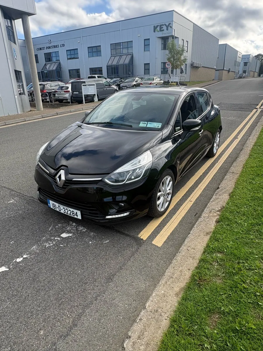 Renault Clio - Image 2
