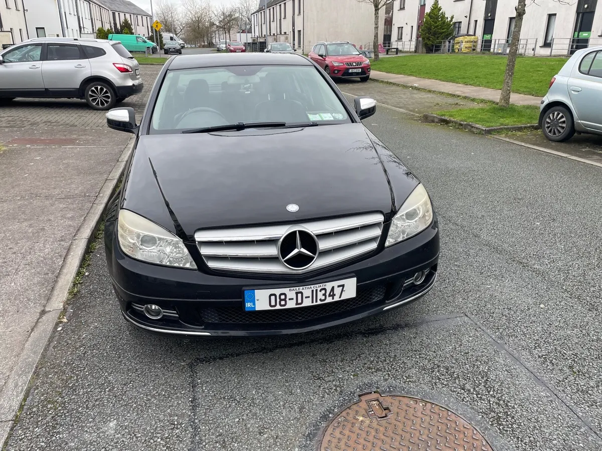 Mercedes-Benz C-Class 2008 - Image 2