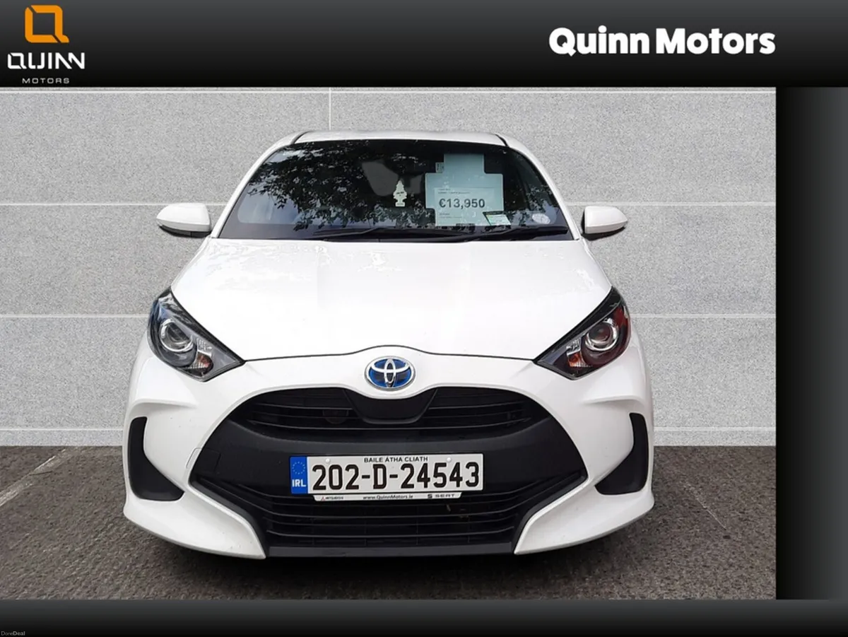 Toyota Yaris 5DR AUTO - Image 2