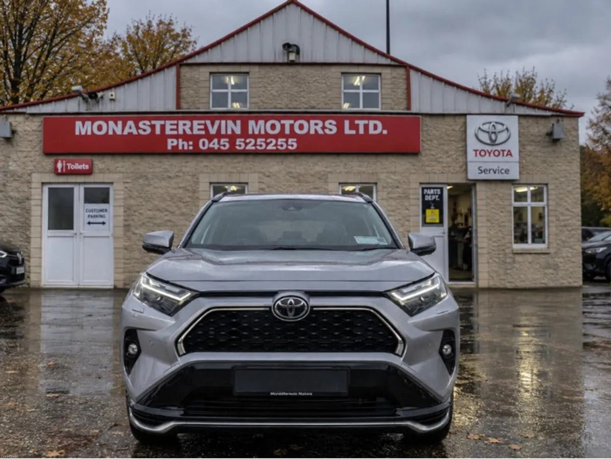 Toyota RAV4 *ORIGINAL IRISH CAR*  SOL PHEV 4DR AUT - Image 5