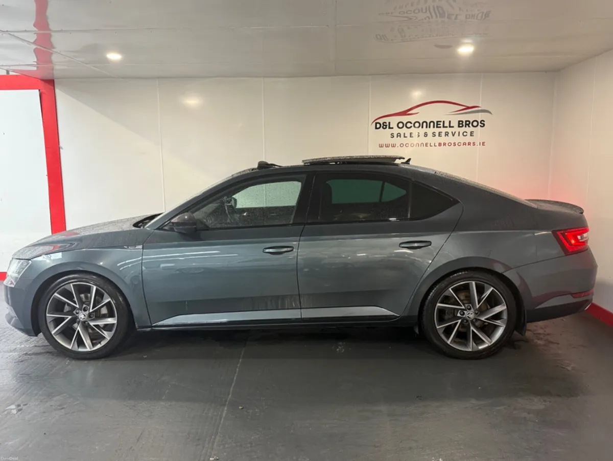 Skoda Superb SPORT 2.0 TDI 150HP DSG 4DR AUTO - Image 3