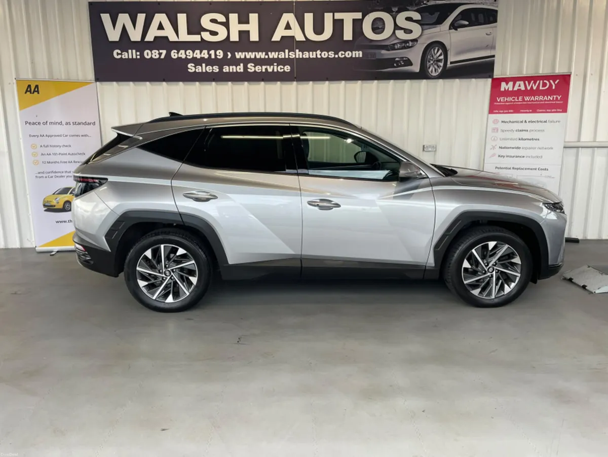 Hyundai Tucson EXECUTIVE PLUS 5DR - Image 2