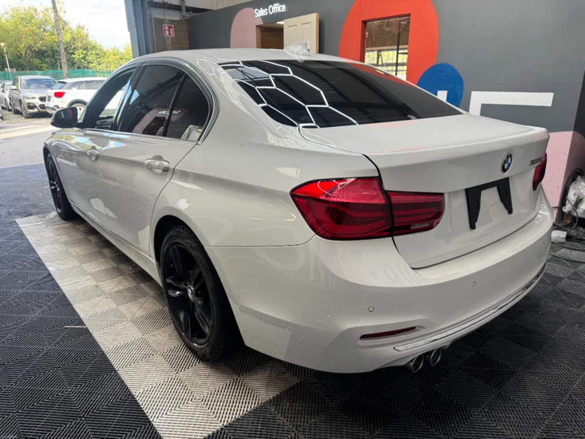 BMW 3-Series 2017 BMW 320D LUXURY 2.0 AUTOMATIC / - Image 5