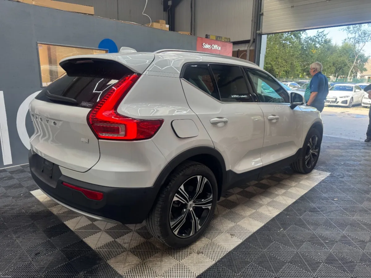 Volvo XC40 2021 VOLVO Xc40 RECHARGE PHVT5 INSCRIPT - Image 3