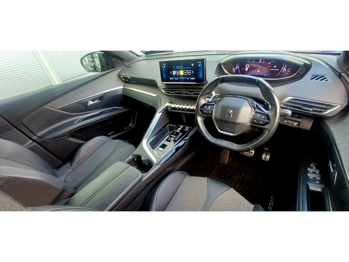 Peugeot 5008 FL ALLURE 1.5 BLUE HDI 13 - Image 4
