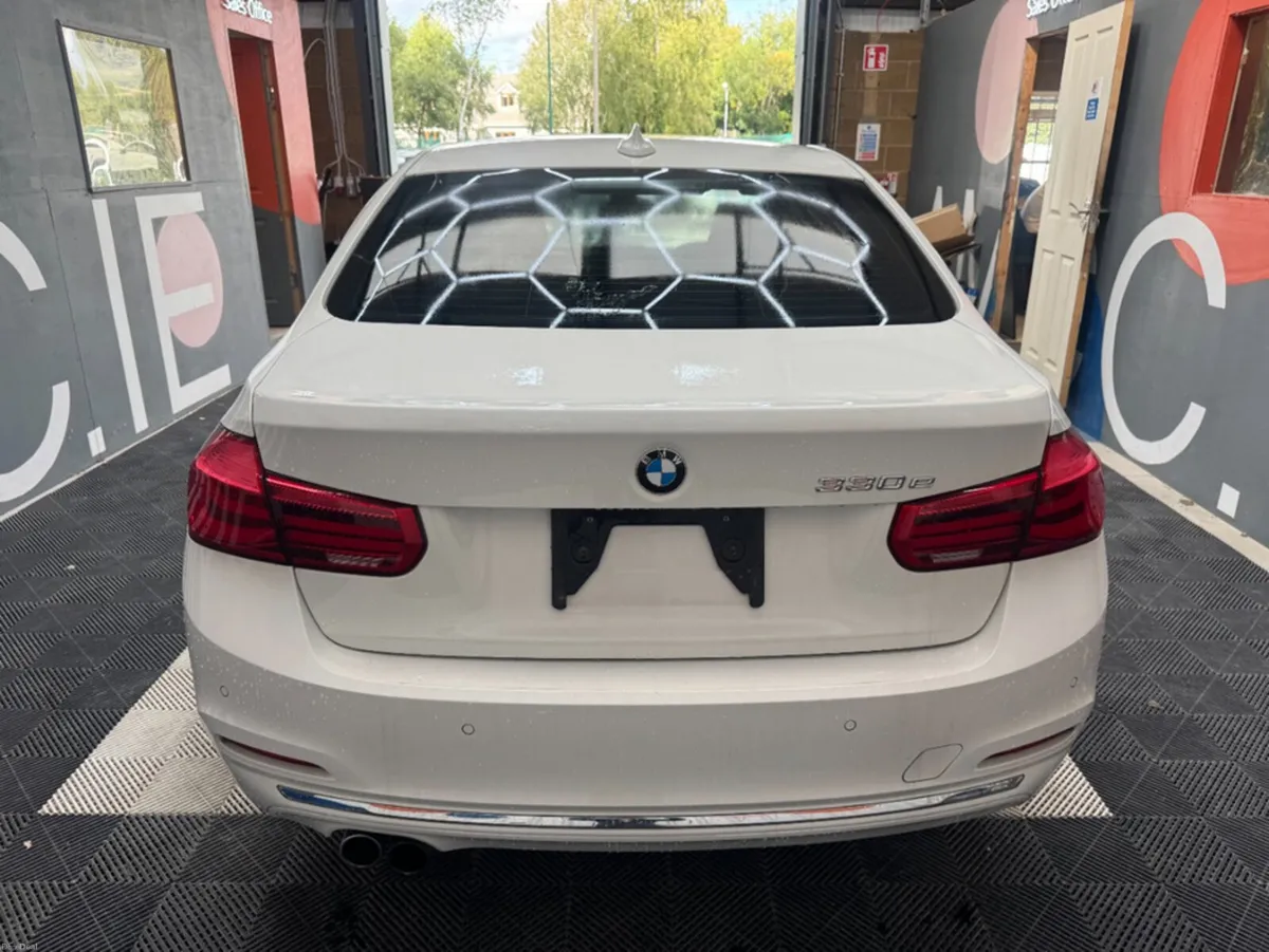 BMW 3-Series 2017 BMW 3 330E LUXURY IPERFORMANCE A - Image 4