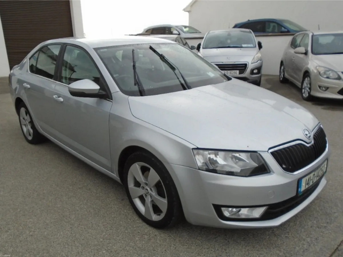Skoda Octavia AMBITION 2.0 TDI 150HP DSG 4 4DR AUT - Image 2