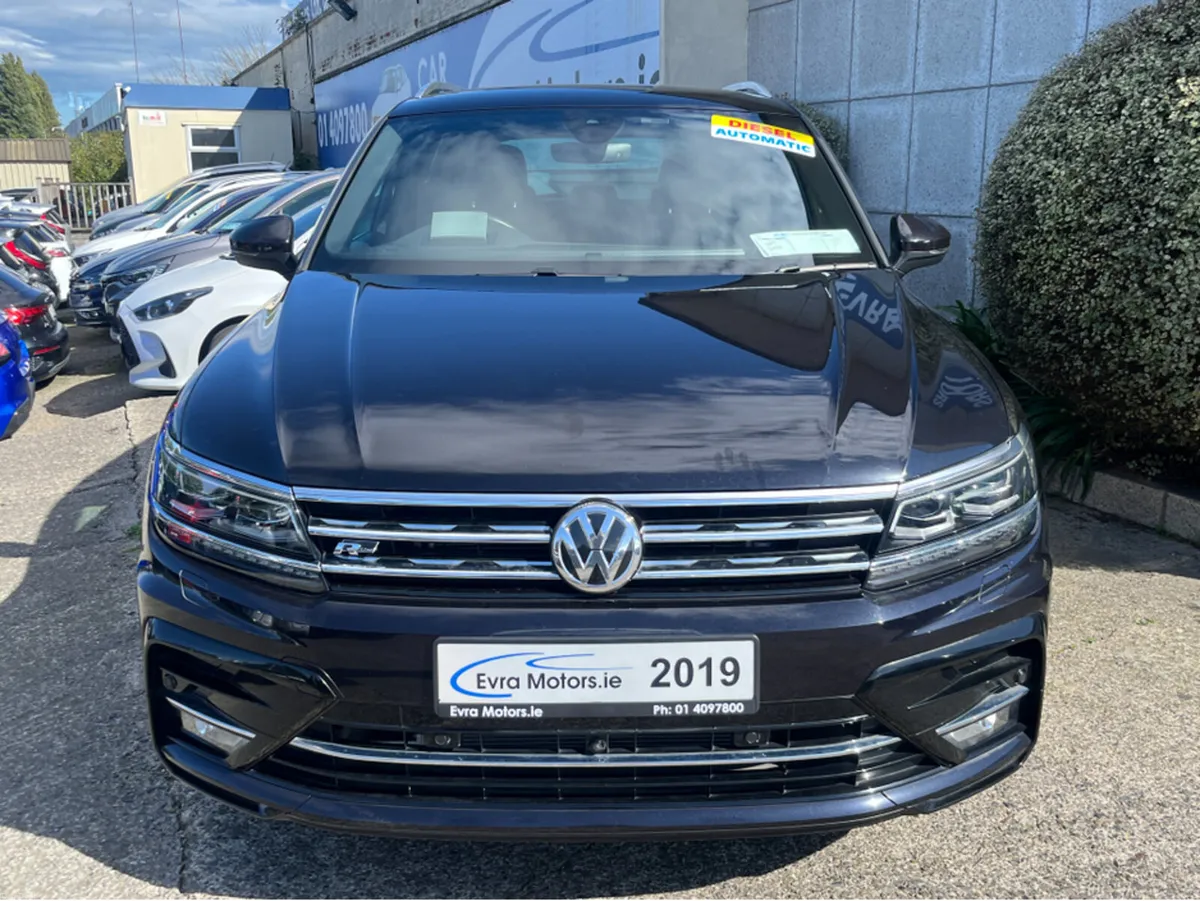 Volkswagen Tiguan R-LINE 4MOTION AUTOMATIC 2.0 DIE - Image 2