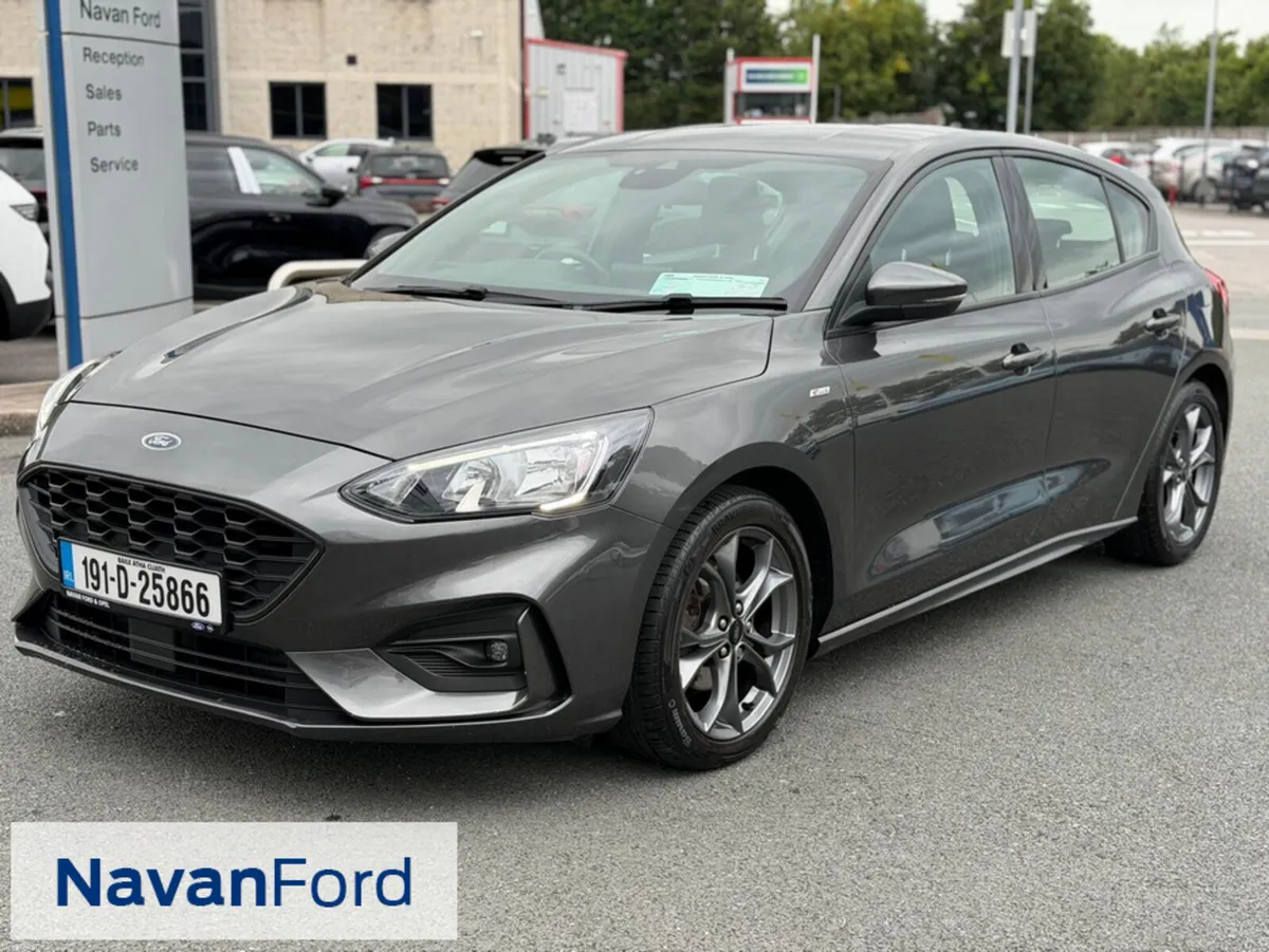 Ford Focus St-Line 1.0T 125Ps - Image 2