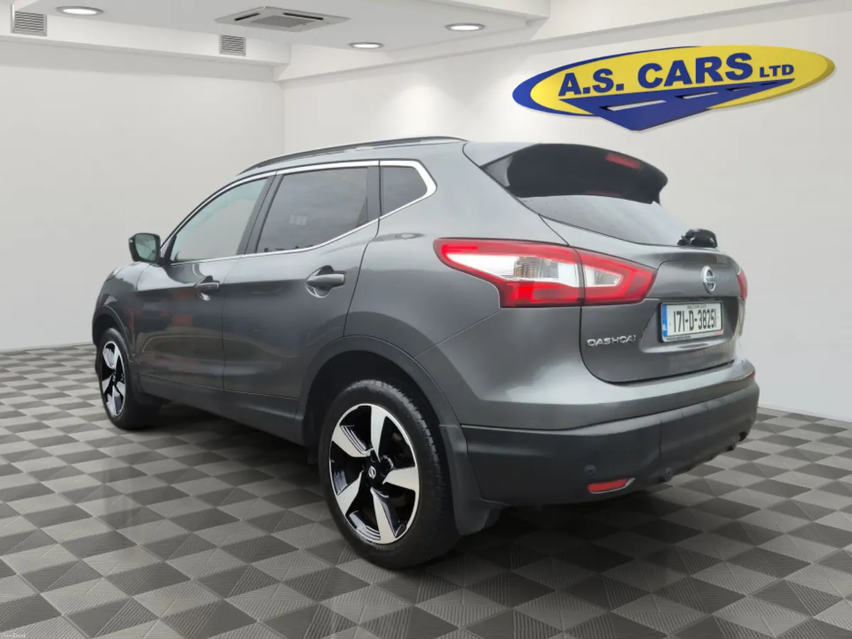 Nissan Qashqai 1.2 SV PREMIUM FULL LEATHER INTERIO - Image 5