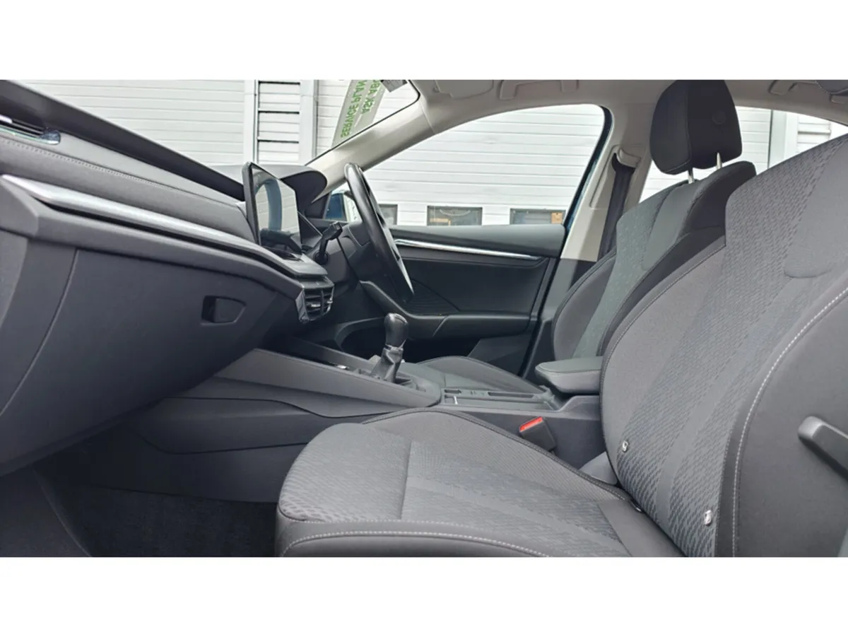 Skoda Octavia LOW MILEAGE - ONLY 55000KMS - IN STU - Image 3