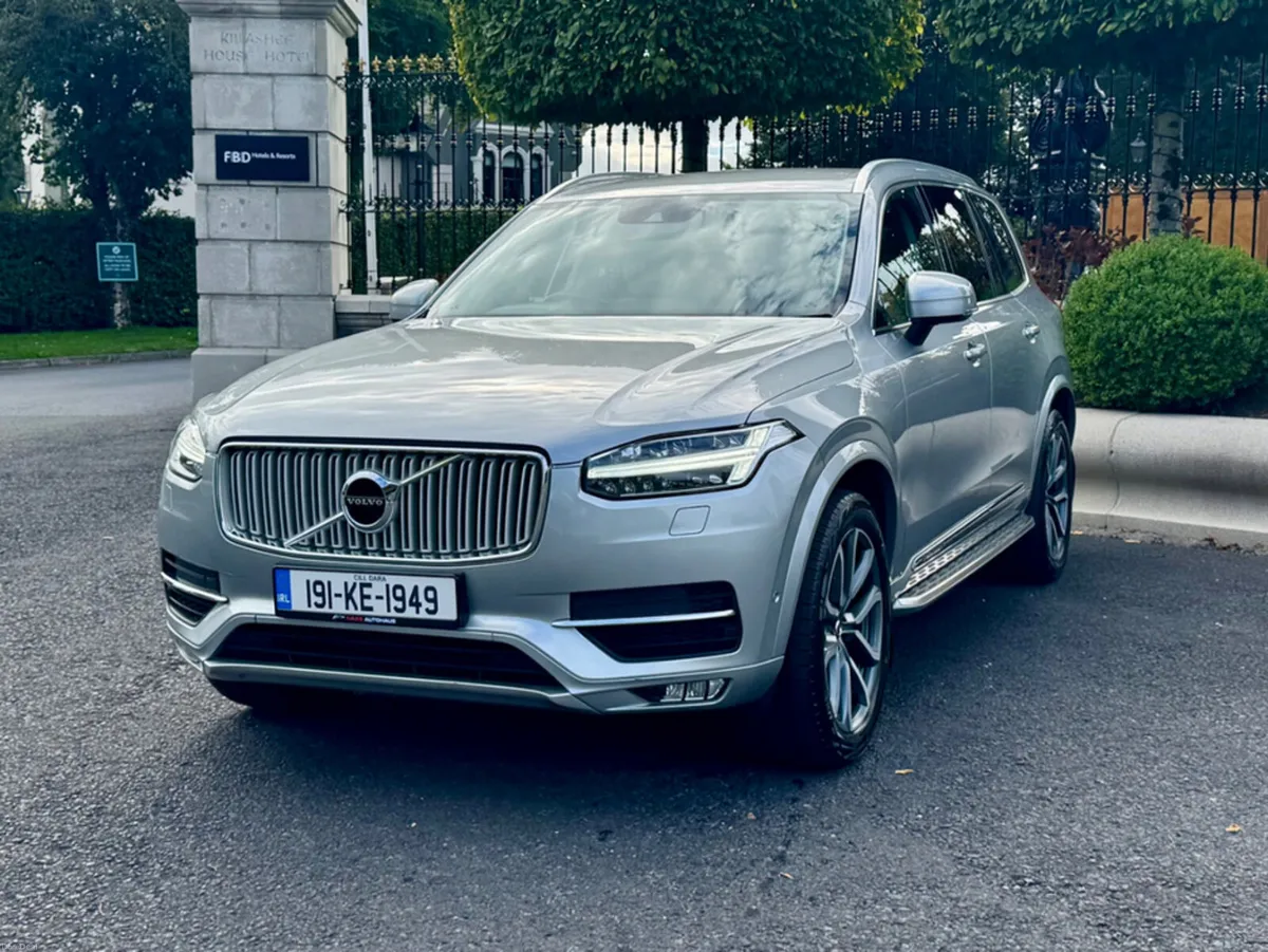Volvo XC90 D5 AWD INSCRIPTION 5DR AUTO - Image 4