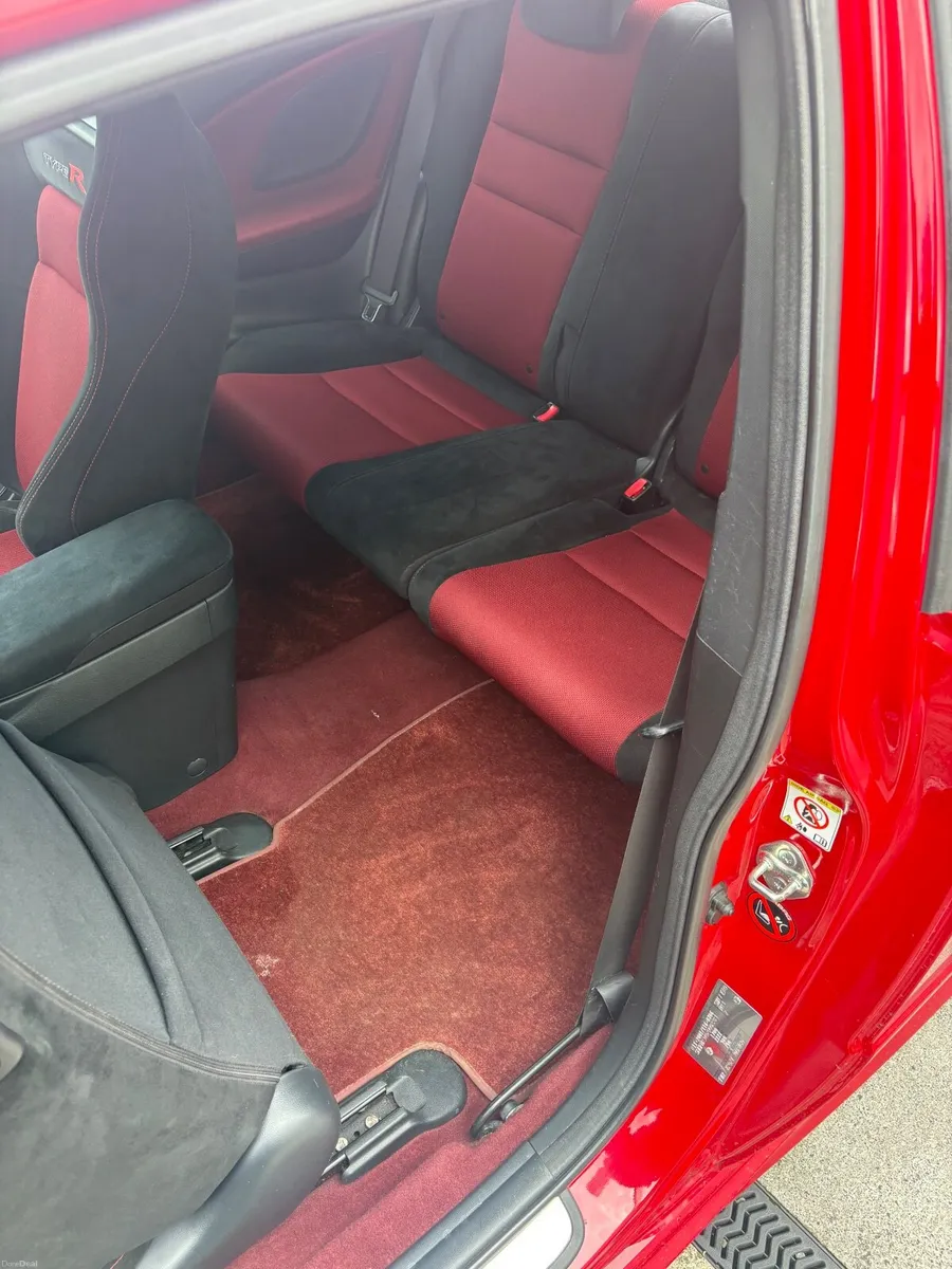 Honda Civic 2007 type r - Image 6