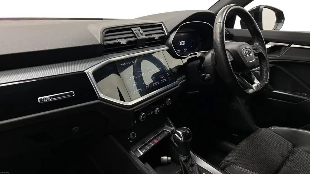 2.0 TDI 35 Black Edition SUV 5dr Diesel S Tronic E - Image 2