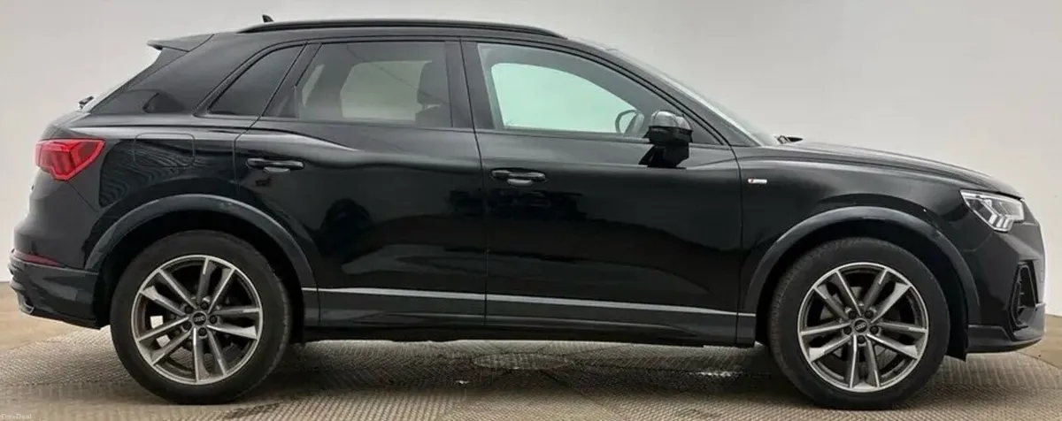 2.0 TDI 35 Black Edition SUV 5dr Diesel S Tronic E - Image 4