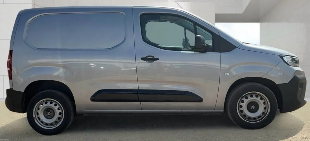 1.5 BlueHDi 1000 Enterprise M Panel Van 5dr Diesel - Image 4