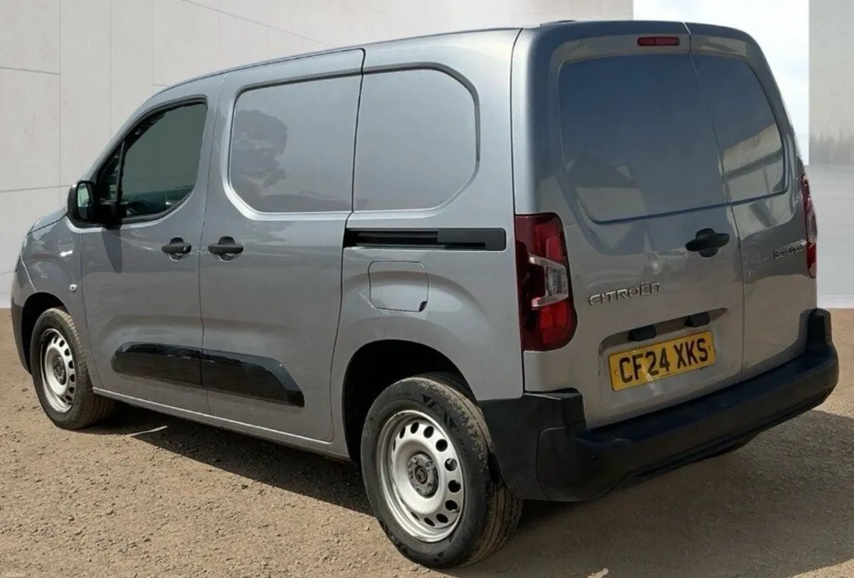 1.5 BlueHDi 1000 Enterprise M Panel Van 5dr Diesel - Image 2