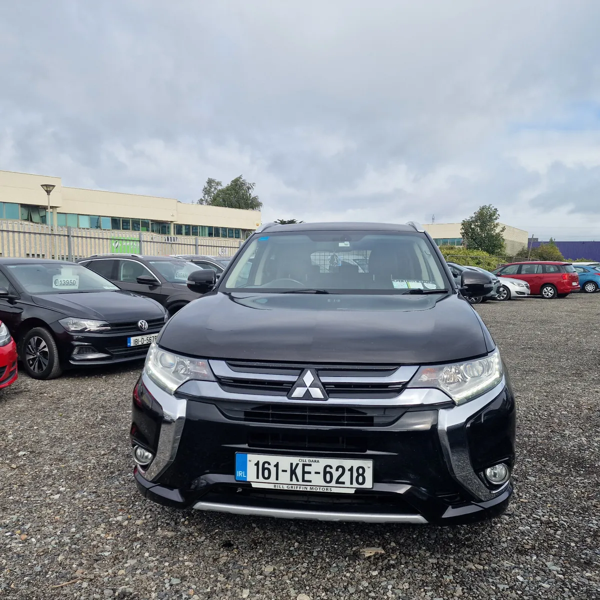 Mitsubishi Outlander PHEV 2.0L MIVEC 4WD - Image 2