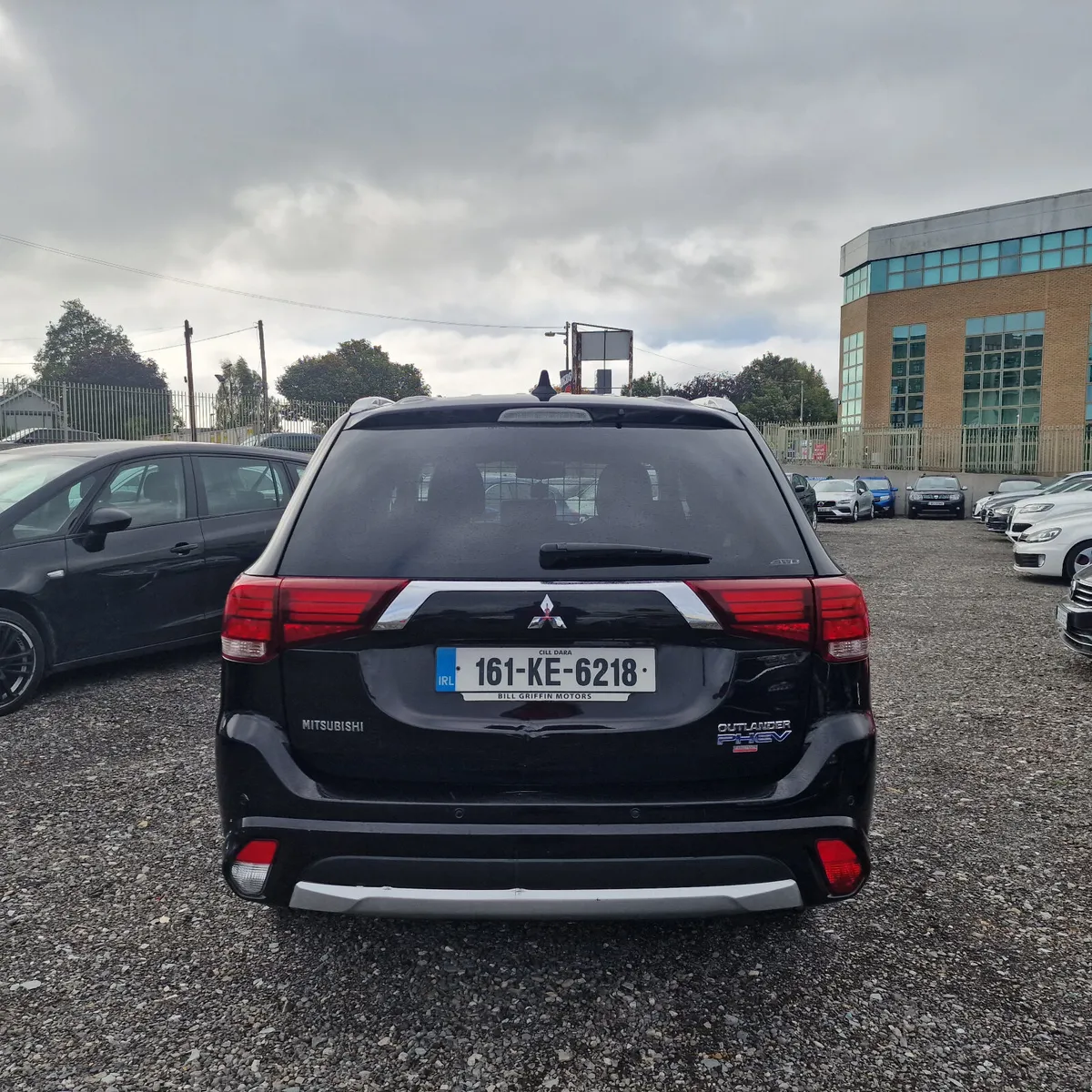 Mitsubishi Outlander PHEV 2.0L MIVEC 4WD - Image 6