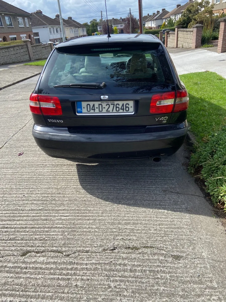 Volvo V40 2004 - Image 6