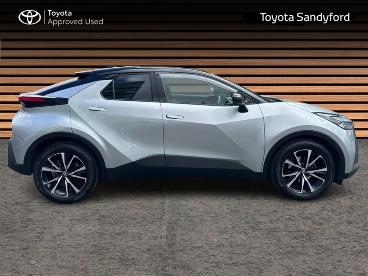 Toyota C-HR HYBRID SPORT+ // GLASS PAN ROOF // APP - Image 3