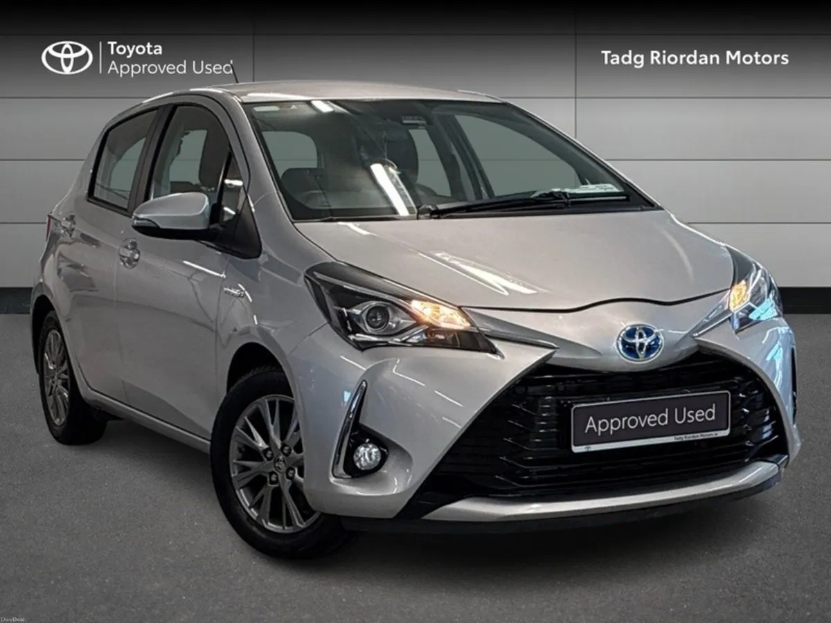Toyota Yaris HYBRID 5DR LUNA - Image 1