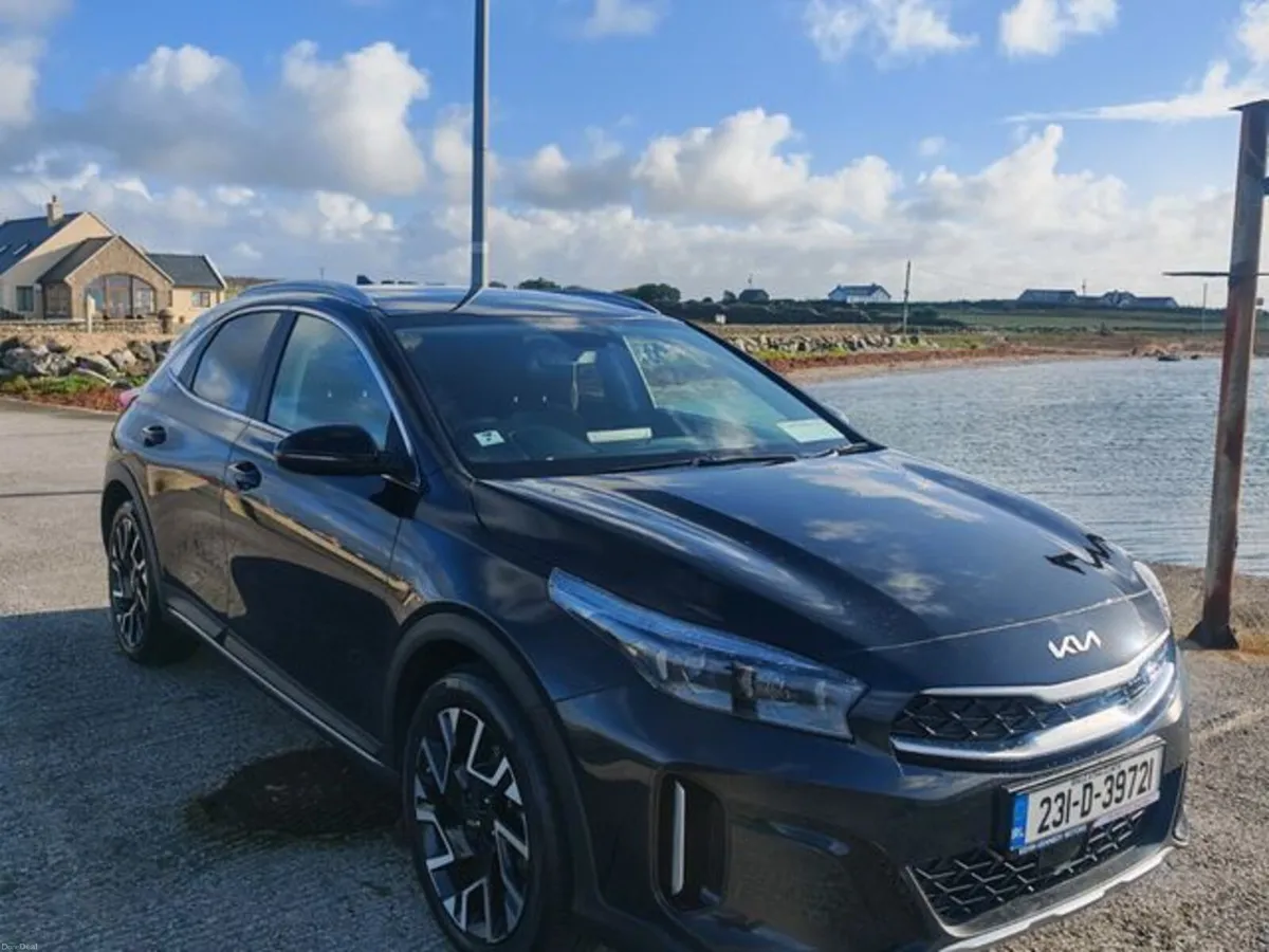 Kia XCeed PE Phev 5DR Auto - Image 1
