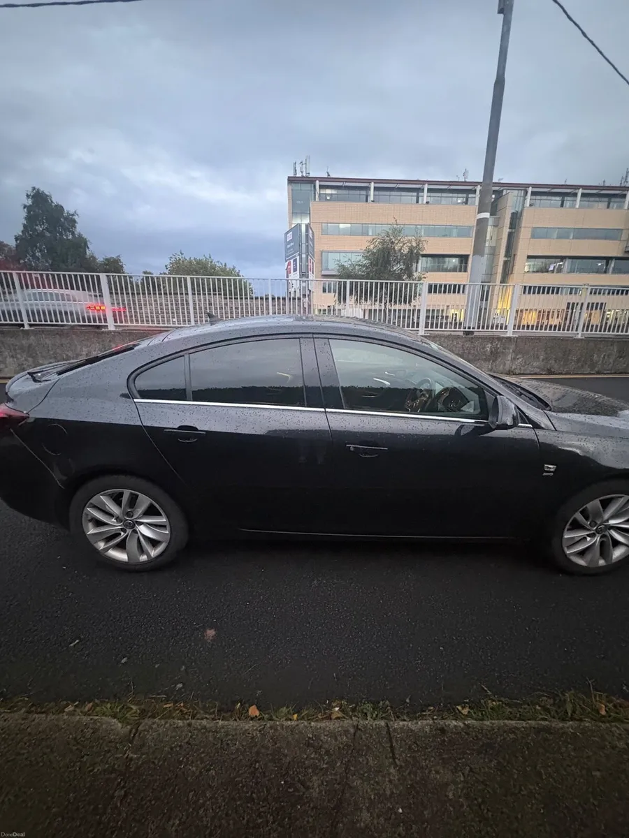 OPEL INSIGNIA, NEW NCT 03/27, TAX 05/27 - Image 4