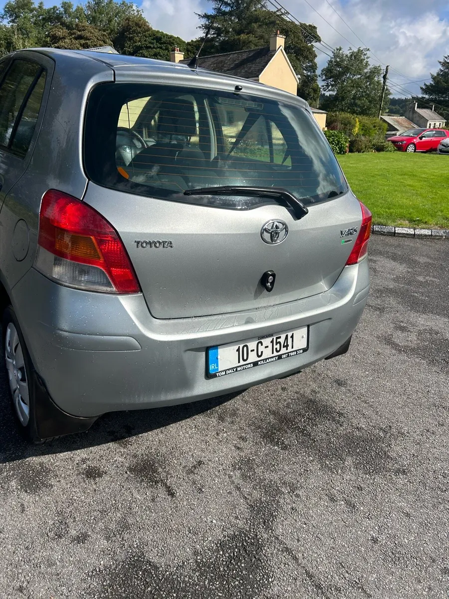 For sale 2010 Toyota Yaris 1.0 mint car - Image 6