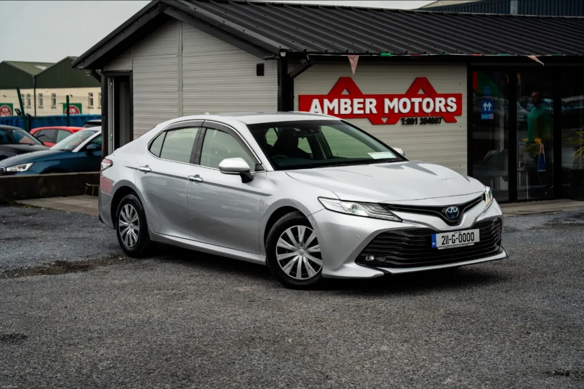 2021 Toyota Camry 2.5 Petrol Hybrid Auto - Image 1