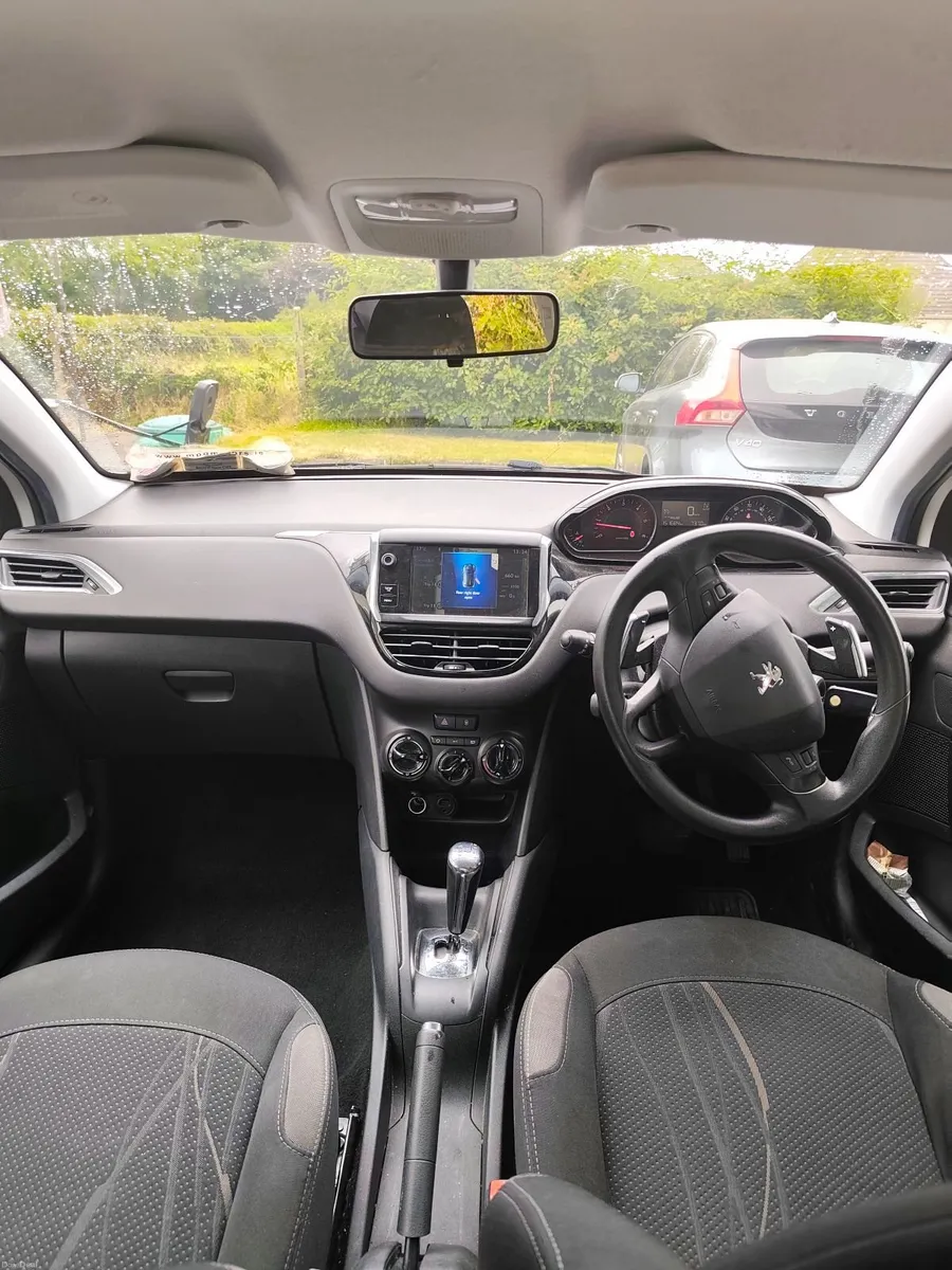 Peugeot 208 2014 Automatic - Image 4