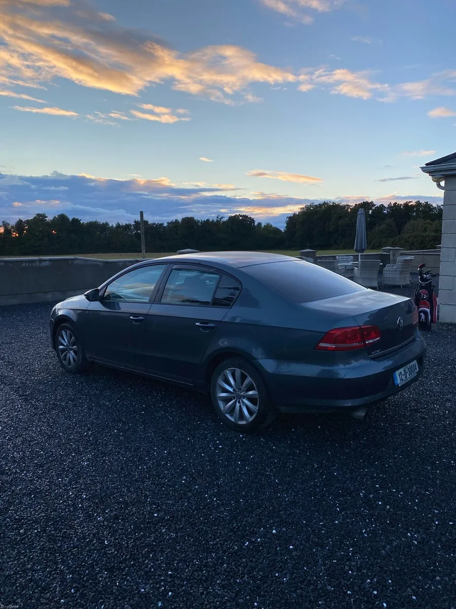 Passat 2012 1.6L - Image 2