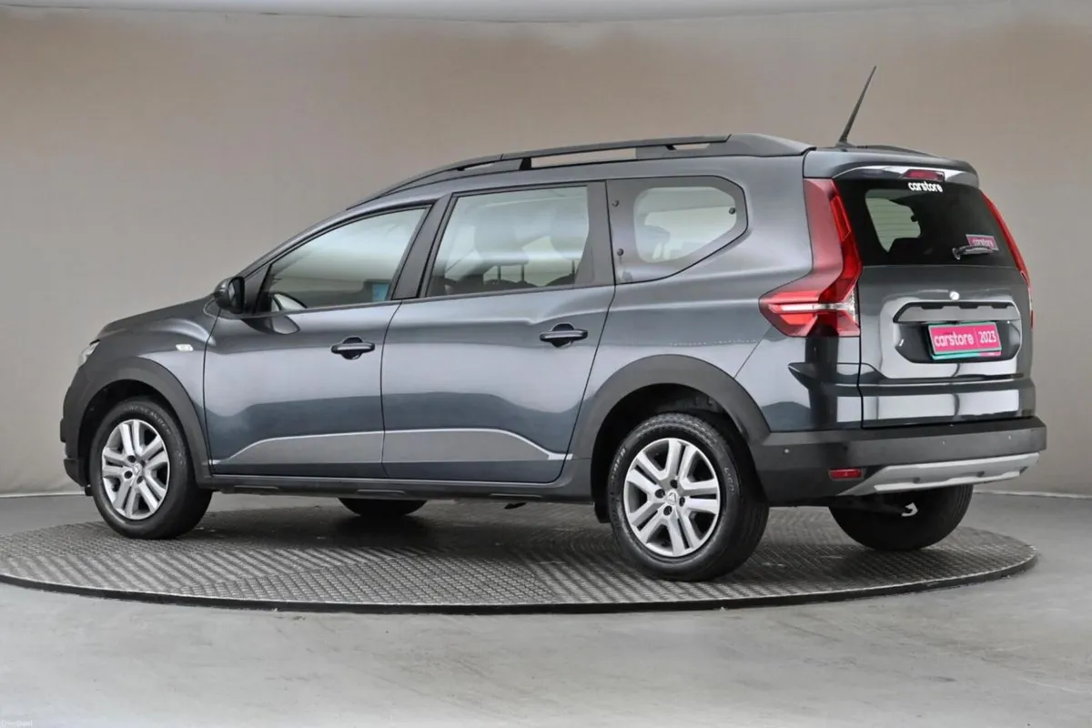 Dacia Jogger 1.0 TCE 6SPD COMFORT **PARK SENSORS** - Image 6