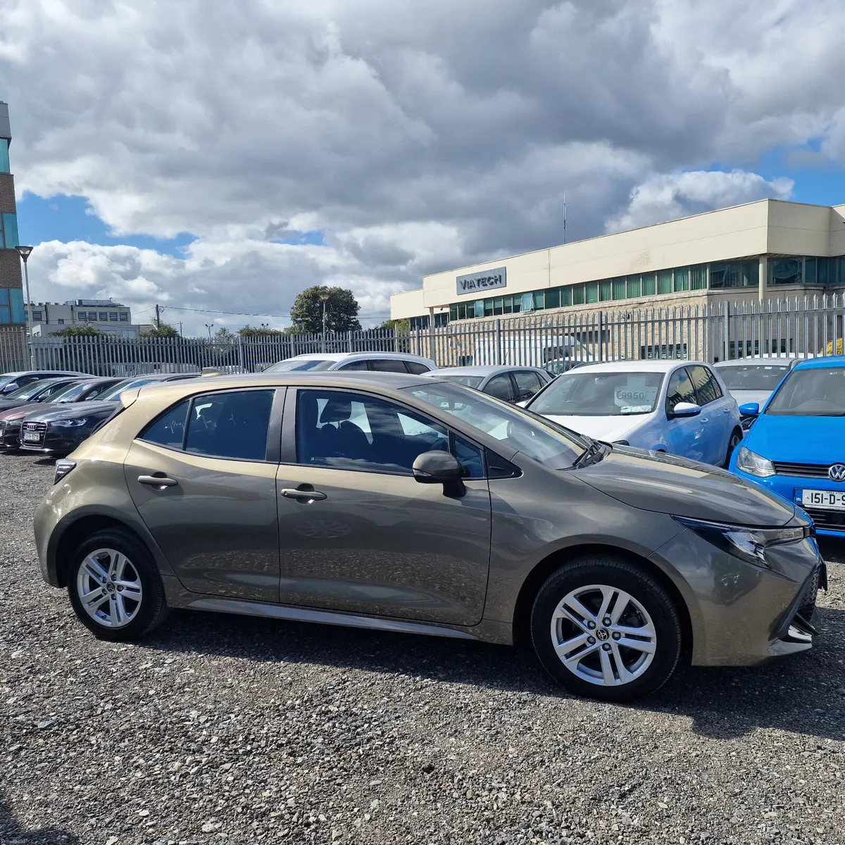 Toyota Corolla 2023 Automatic - Image 2