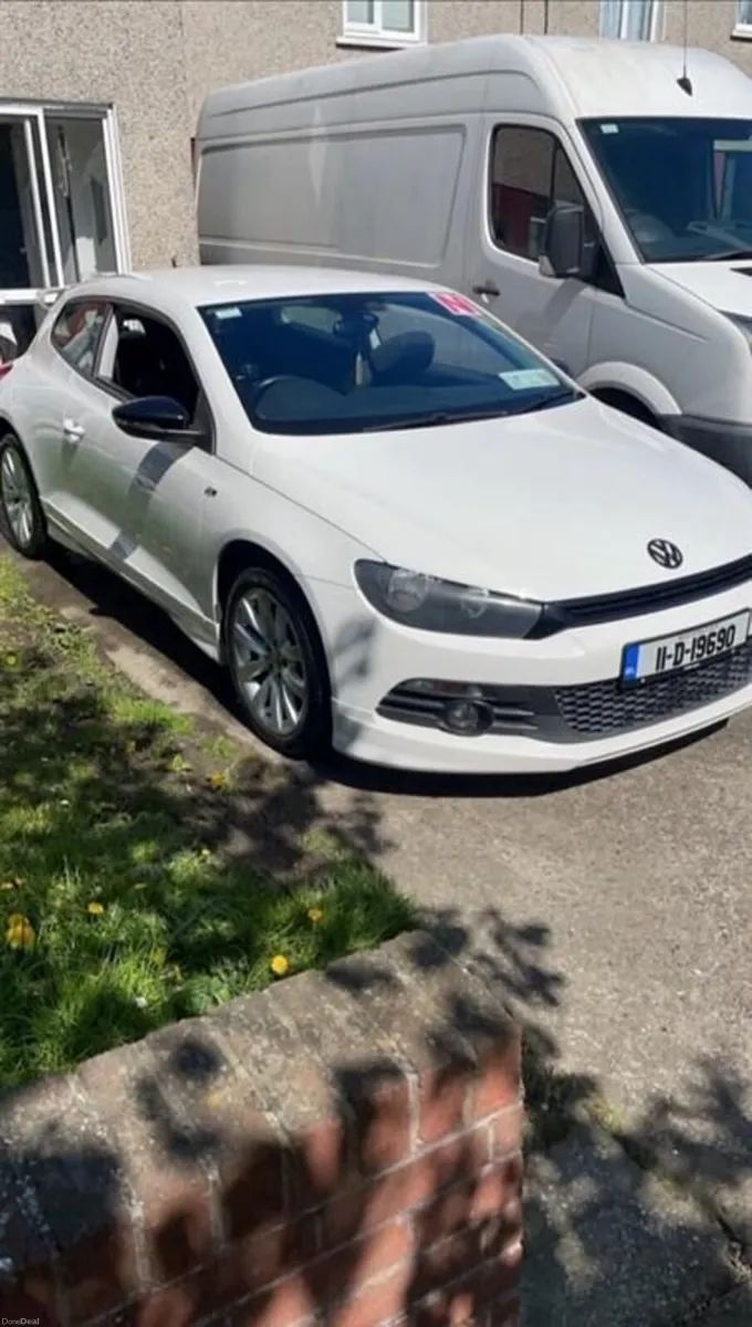 Volkswagen Scirocco 2011 - Image 2