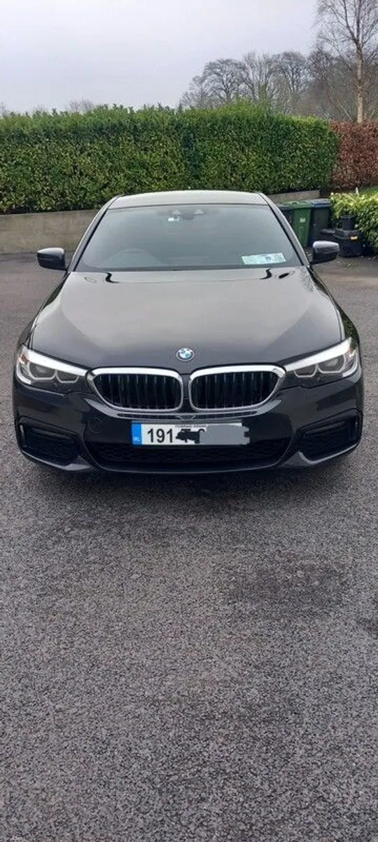 2019 Bmw 5-series - Image 1