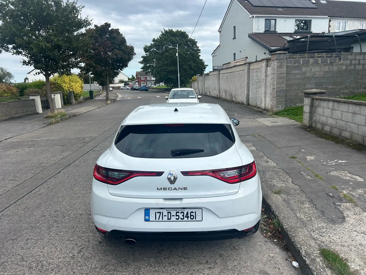 Renault Megane 1.2 Dynamique NAV 130BHP 5DR - Image 2