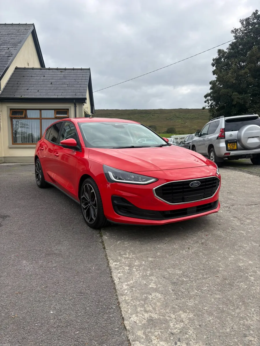 Ford Focus 2022 - Image 3
