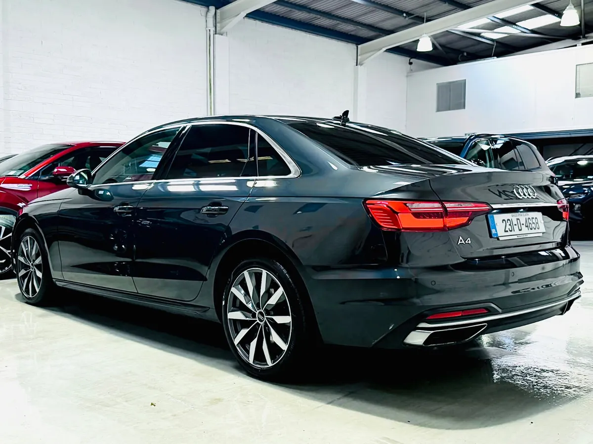ONLY 35,000 MILES 2023 AUDI A4 30 TDI S-TRONIC LI - Image 5