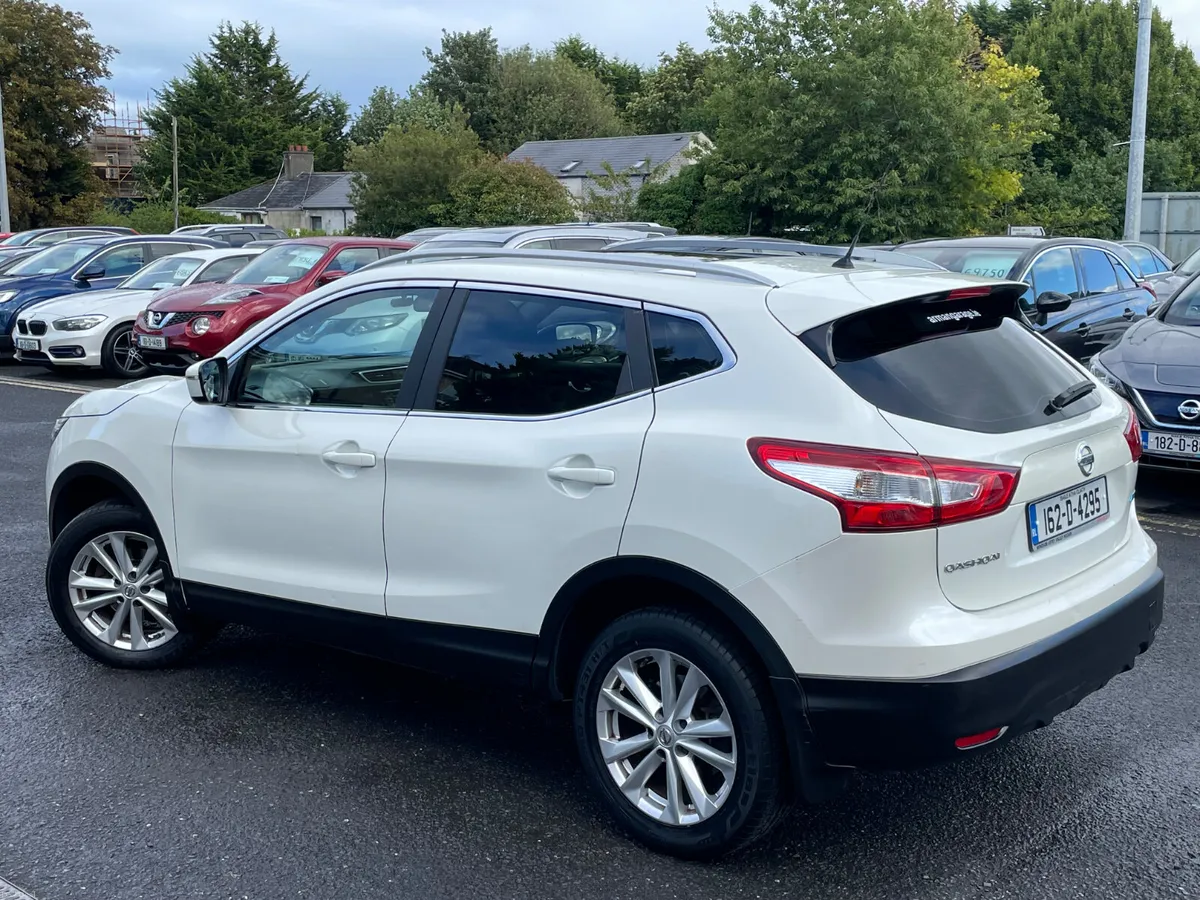 Nissan Qashqai 2016 1.5 Diesel Manual - Image 3