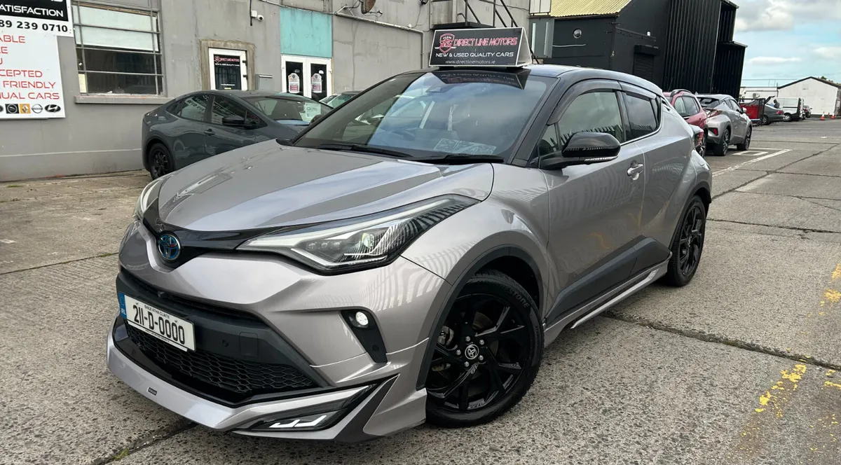 2021 Toyota C-HR  | G Package - Image 3