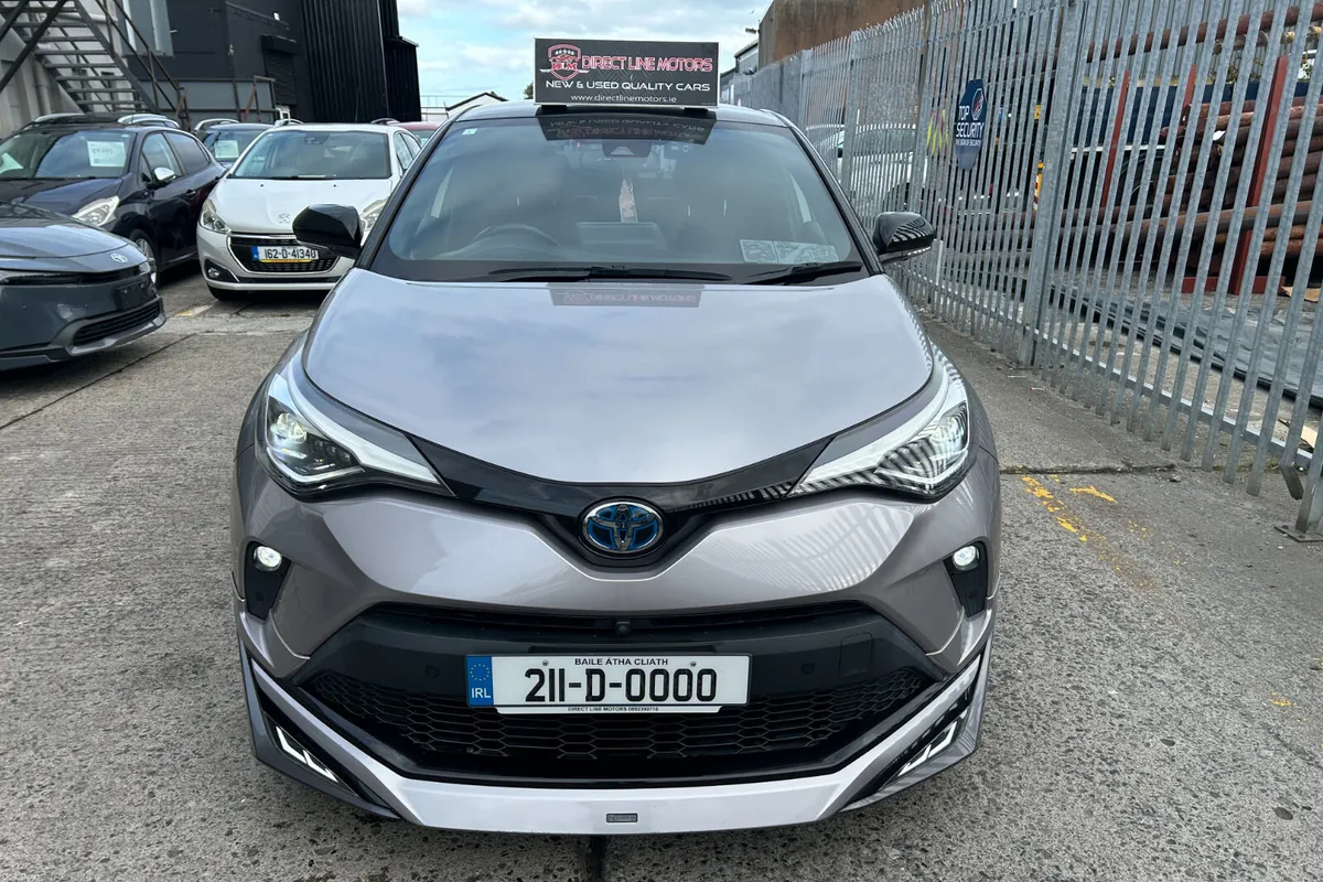 2021 Toyota C-HR  | G Package - Image 2