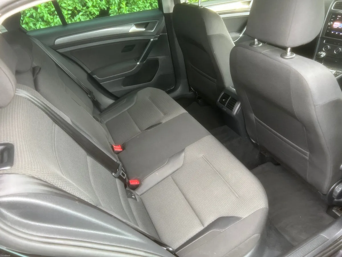 2019 VW golf 1.6 Tdi, MATCH, only 48000 miles, - Image 6