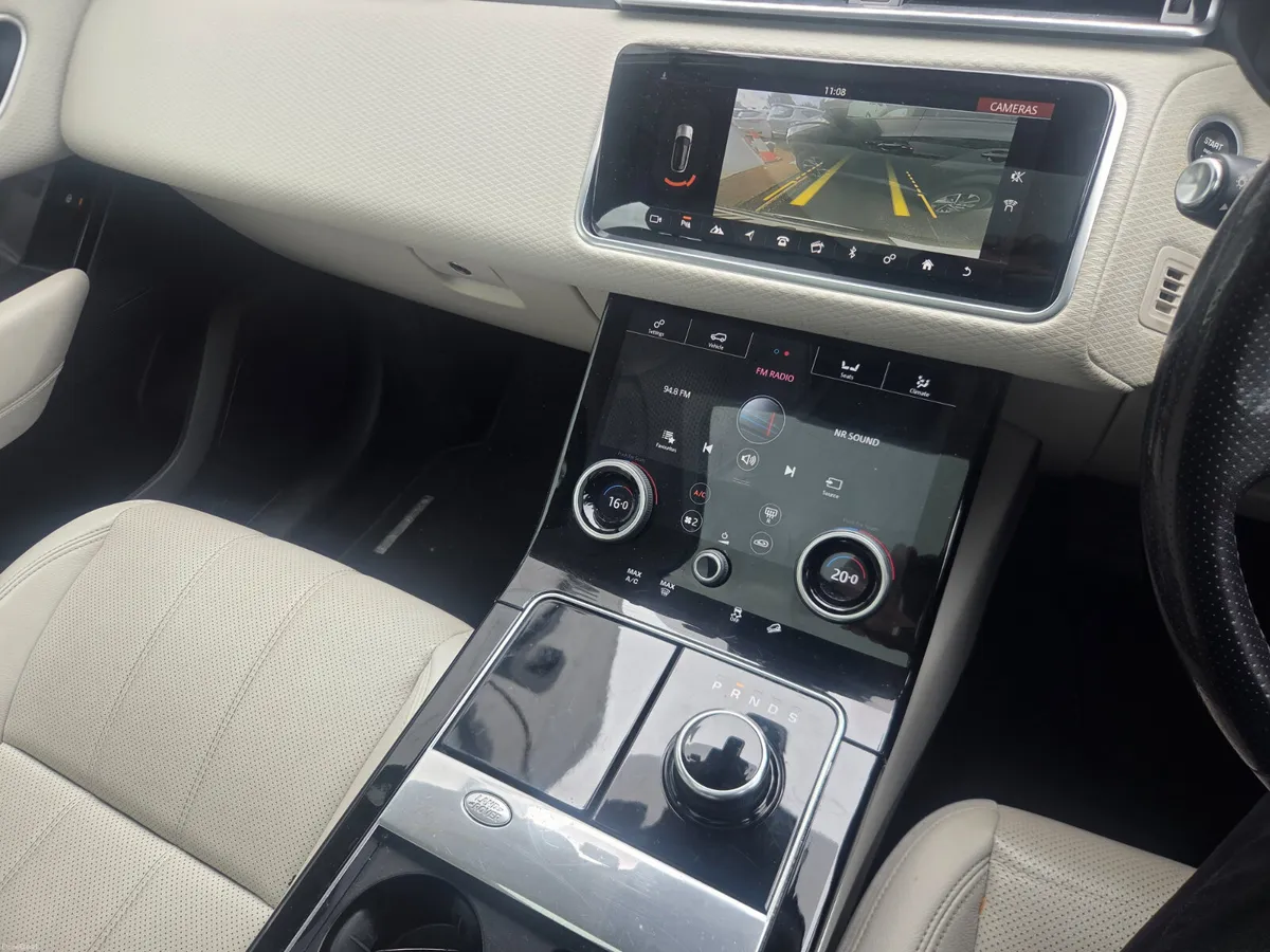 Land Rover Range Rover Velar 2018 - Image 6