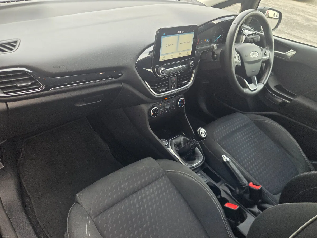 Ford Fiesta 2019 - Image 5