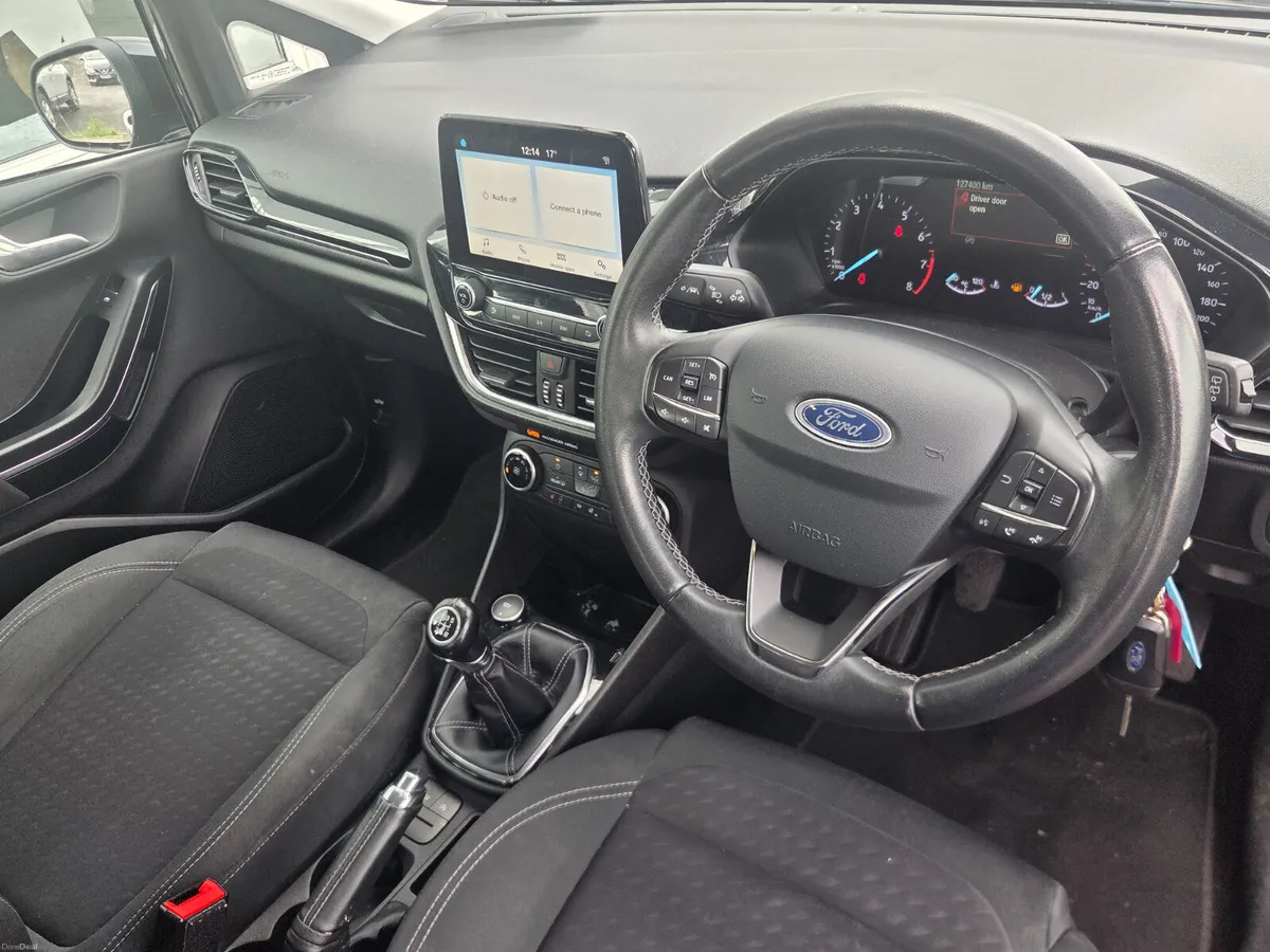 Ford Fiesta 2019 - Image 6