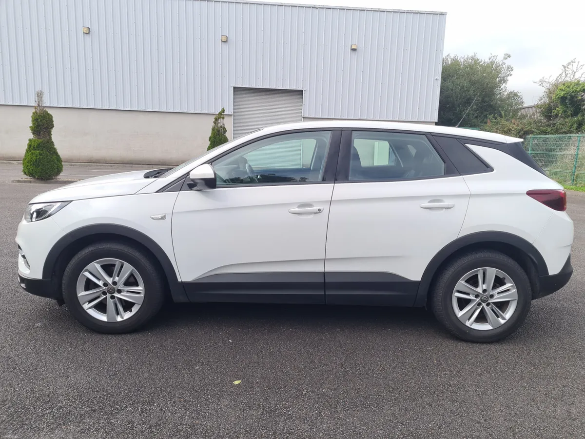 Opel Grandland X 2021 - Image 4