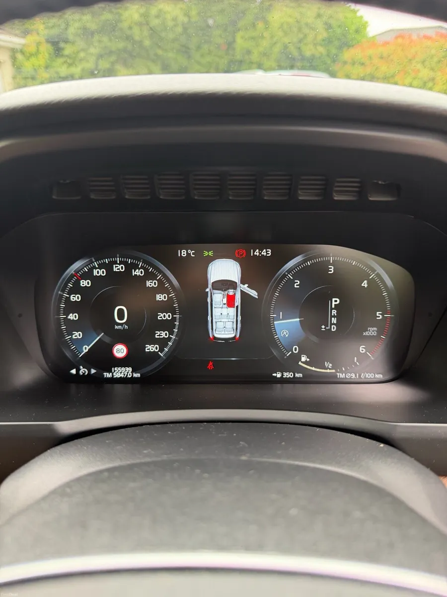 2015 Volvo XC90 2.0L D5 - Image 4
